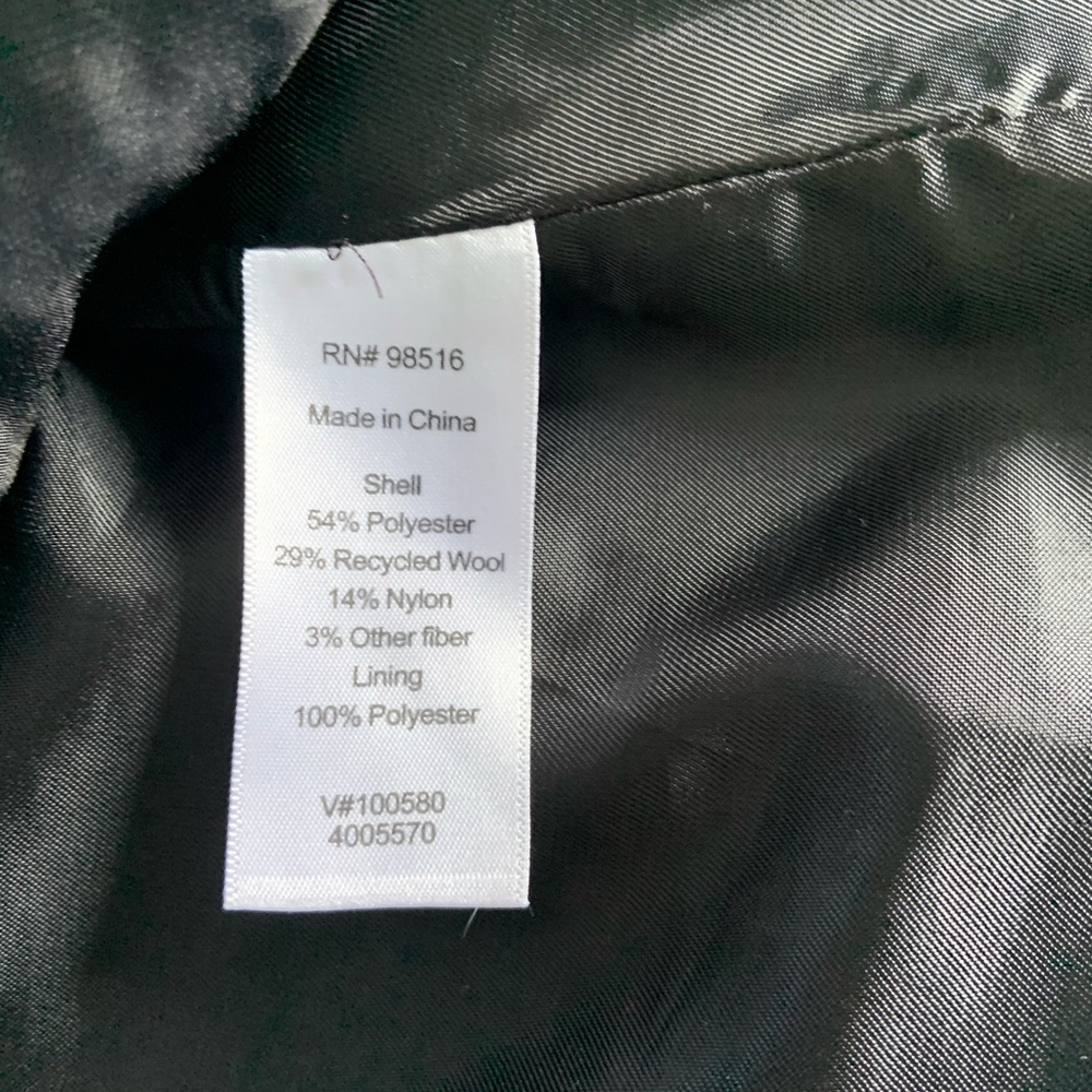 Blazer‎ - Picture 5 of 5